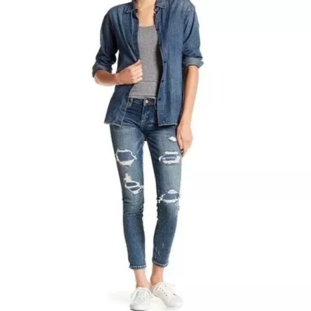 BLANK NYC "THE READE RIP REP MID-RISE SKINNY" Jeans In "BLAMESTORMING"
